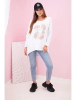 Dámska blúzka s vreckami a ozdobnou potlačou biela Dámska blúzka s vreckami a ozdobnou potlačou biela