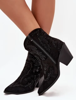 Topánky na podpätku model 218512 Krok vo veľkom štýle