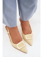 Sandále na podpätku model 225206 Vykročte štýlovo