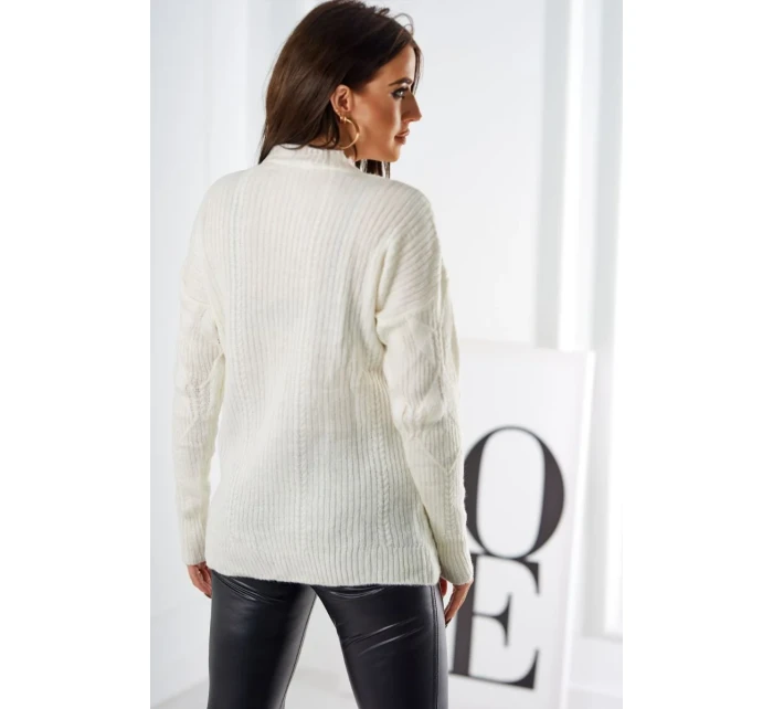 Svetr model 18970341 přes hlavu s módní vazbou ecru - K-Fashion