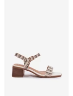 Dámské sandály na bílé model 21961051 - Boto