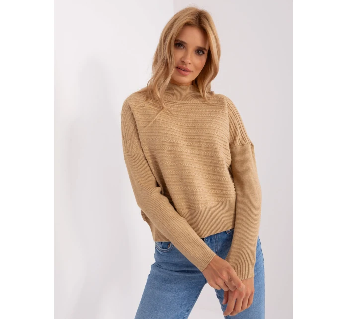 Sweter AT SW model 18900695 camelowy - FPrice Sweter AT SW model 18900695 camelowy - FPrice