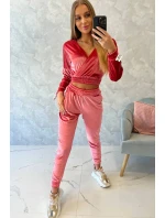 Velúrová súprava s nápisom Queen raspberry