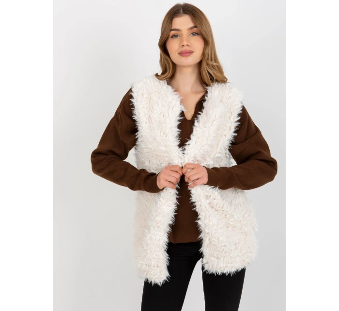 Vesta AT KZ model 17899656 bílá - FPrice