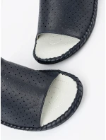 Krásné tmavě modré nazouváky dámské na plochém podpatku Krásné tmavě modré nazouváky dámské na plochém podpatku