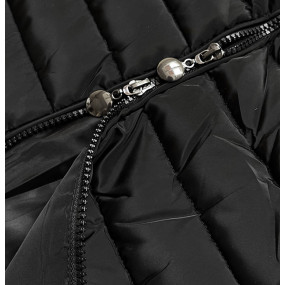 Čierna prešívaná bunda s kapucňou (L22-9865-1)