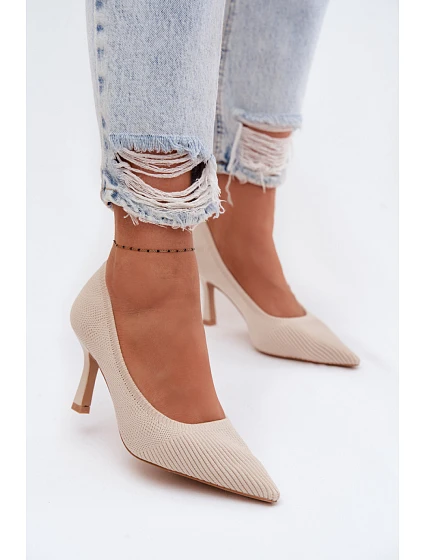 Lodičky s ihlovým podpätkom model 227170 Krok vo veľkom štýle