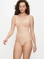Triumph True Shape Sensation - silne tvaruje telo pre hladkú siluetu Triumph