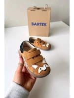 Detské kožené poltopánky Barefoot s motívom líšky Bartek 8600563 svetlohnedé Detské kožené poltopánky Barefoot s motívom líšky Bartek 8600563 svetlohnedé