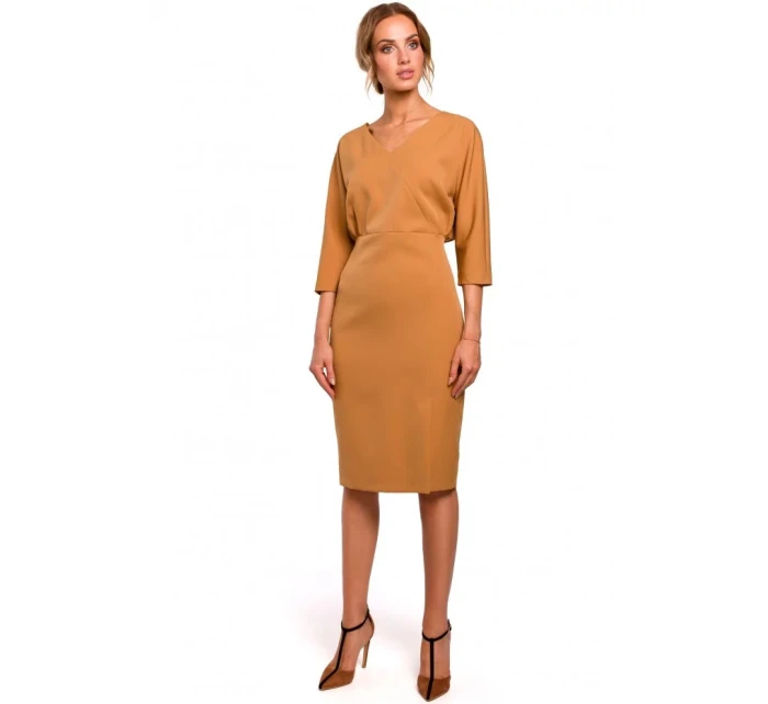 Šaty s netopýřími rukávy model 20910691 zelené - Moe Šaty s netopýřími rukávy model 20910691 zelené - Moe