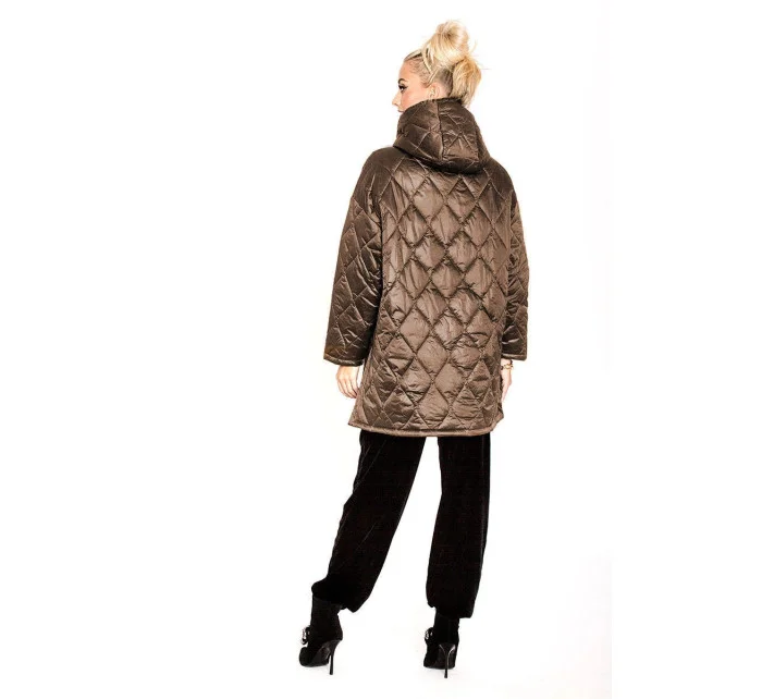 Hnedá dámska prešívaná bunda oversize s kapucňou (ag5-010) Hnedá dámska prešívaná bunda oversize s kapucňou (ag5-010)