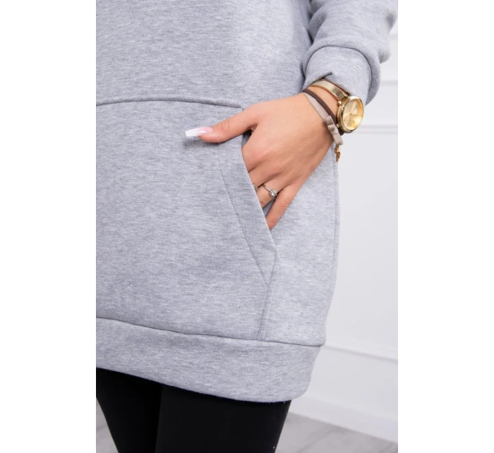 Mikina s kapucňou a nášivkami sivá