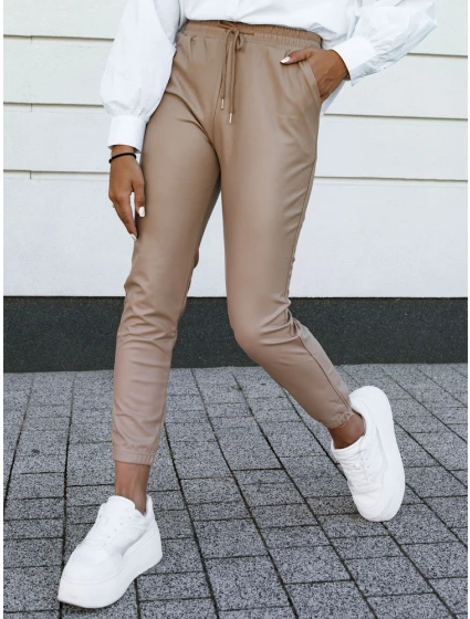 Dámske voskované béžové nohavice BRIAL so šnúrkou FashionStreet UY2152 Dámske voskované béžové nohavice BRIAL so šnúrkou FashionStreet UY2152