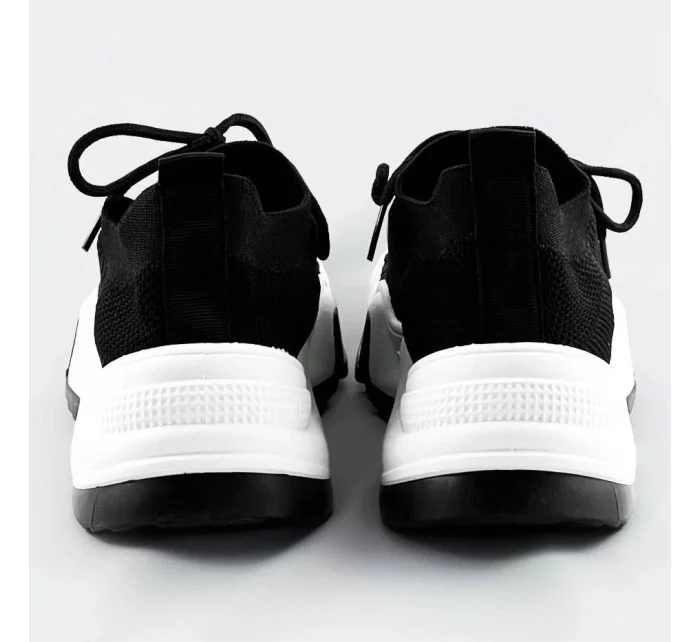 Čierne tenisky sneakers s bielou podrážkou (XA055)