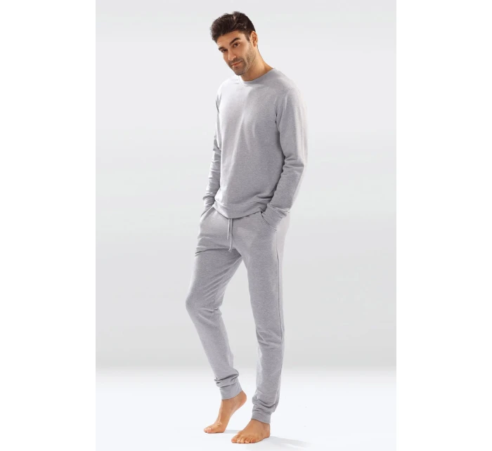 Dkaren Justin farba:sivá