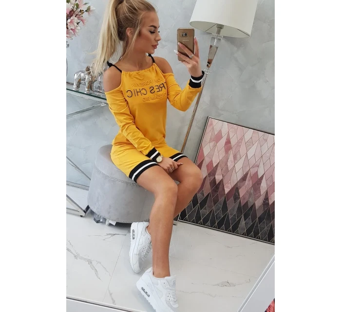 Šaty Tres Chic v horčicovej farbe