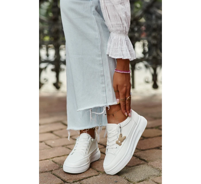 Dámské sportovní boty na platformě model 22010082 Bílá - VINCEZA