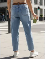 Dámske džínsové nohavice mom fit s opaskom FashionStreet UY2882