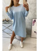 Modré šaty nadměrné velikosti Modré šaty nadměrné velikosti