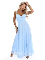maxi šaty na ramínka s výstřihem do V – světle modré model 22266653 - numoco basic maxi šaty na ramínka s výstřihem do V – světle modré model 22266653 - numoco basic