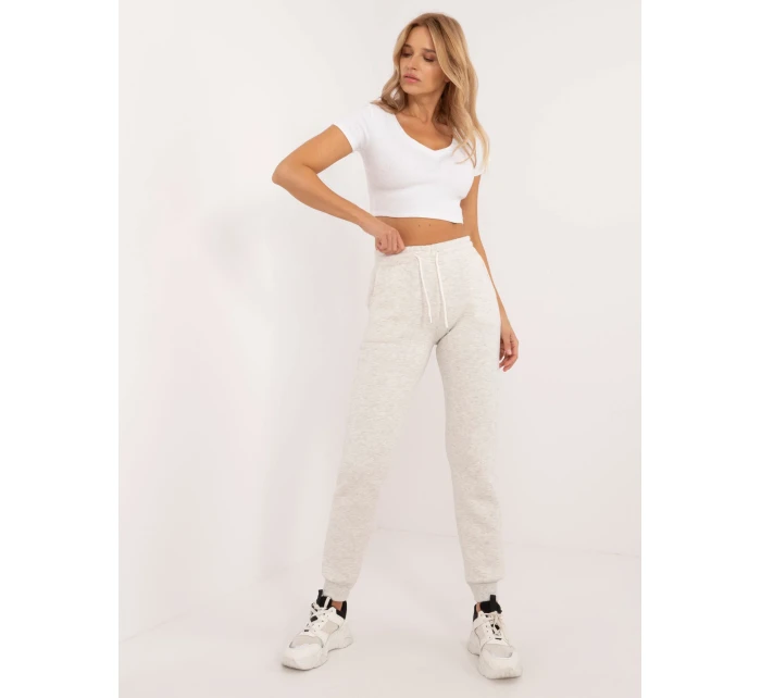 Spodnie dresowe EM DR model 20496385 jasny szary - FPrice Spodnie dresowe EM DR model 20496385 jasny szary - FPrice