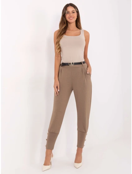 Spodnie IT SP model 21441252 ciemny bezowy - FPrice