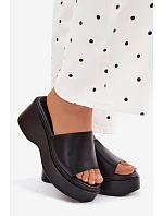 Dámské nazouváky na platformě Černé model 22107226 - Boto