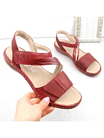 Kožené pohodlné sandály W model 22119032 red - Rieker