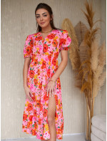 Kvetinové ružovo-oranžové šaty s volánom