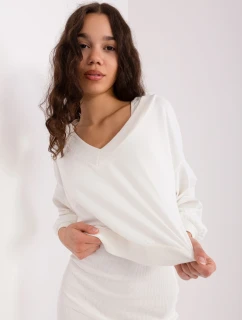 EM KMPL 819 set 2.64P ecru