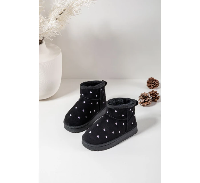 Detské snehové topánky so srdiečkami Gracina - čierne Detské snehové topánky so srdiečkami Gracina - čierne