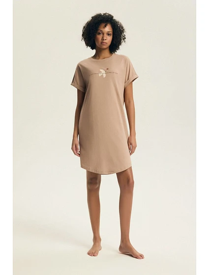 Nočná košeľa model 225449 Henderson Nočná košeľa model 225449 Henderson