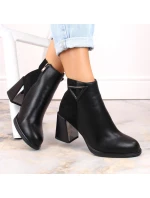 D&A S.Barski Premium Collection W OLI238 čierne zateplené čižmy s ozdobným stĺpikom D&A S.Barski Premium Collection W OLI238 čierne zateplené čižmy s ozdobným stĺpikom