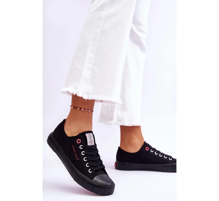 Klasické dámské tenisky model 21613023 Černe - Cross Jeans