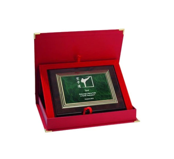 Plastový diplom s gravírovaním na zlatej doske + ETUI