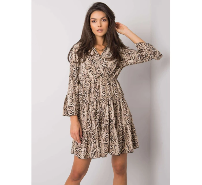 Šaty DHJ SK 8777B 1.11P čierna a béžová Šaty DHJ SK 8777B 1.11P čierna a béžová