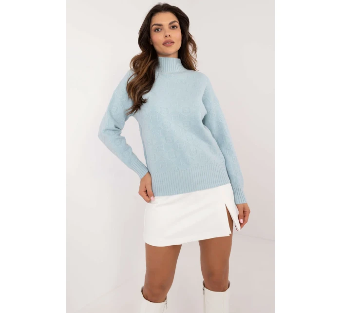 Model svetra 200524 AT