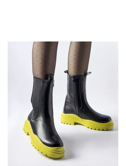 Topánky model 204837 Solea