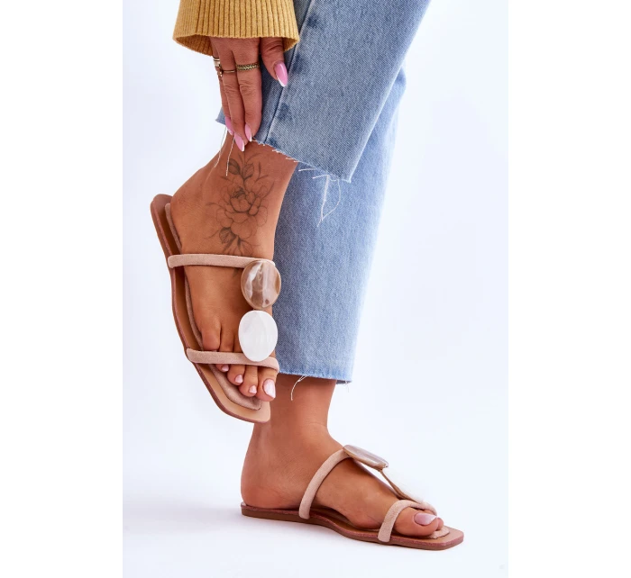 Zamszowe Klapki Z Ozdobami Nude Victoria Zamszowe Klapki Z Ozdobami Nude Victoria