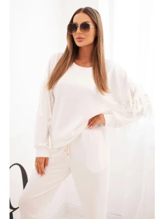 Dámsky set s maslovými rukávmi a strapcami ecru