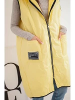 Dámská prošívaná vesta Plus Size s kapucí na zip žlutá