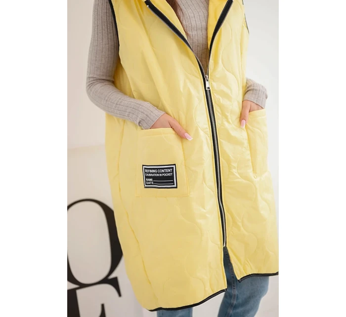 Dámská prošívaná vesta Plus Size s kapucí na zip žlutá
