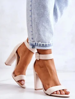 Semišové sandály na béžove  model 20333573 - FPrice