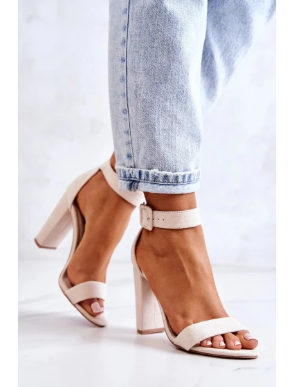 Semišové sandále s béžovou podrážkou Jacqueline - FPrice