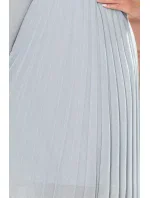 ISABELLE - Šedé dámske plisované šaty s dekoltom a dlhými rukávmi 313-11 ISABELLE - Šedé dámske plisované šaty s dekoltom a dlhými rukávmi 313-11