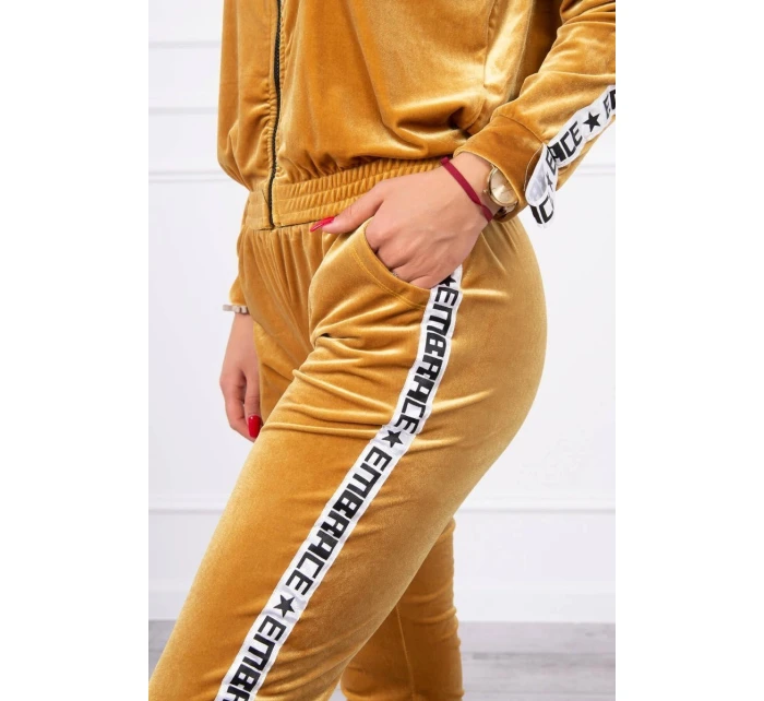 Velúrová súprava s ozdobnými stuhami horčicová Velúrová súprava s ozdobnými stuhami horčicová