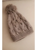 Dámska zimná čiapka z vlny s hrubým pleteným vzorom K458 mocca