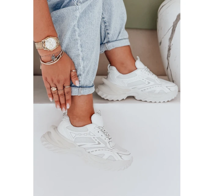 Dámské sportovní tenisky bílé Dstreet model 21991750 - FashionStreet