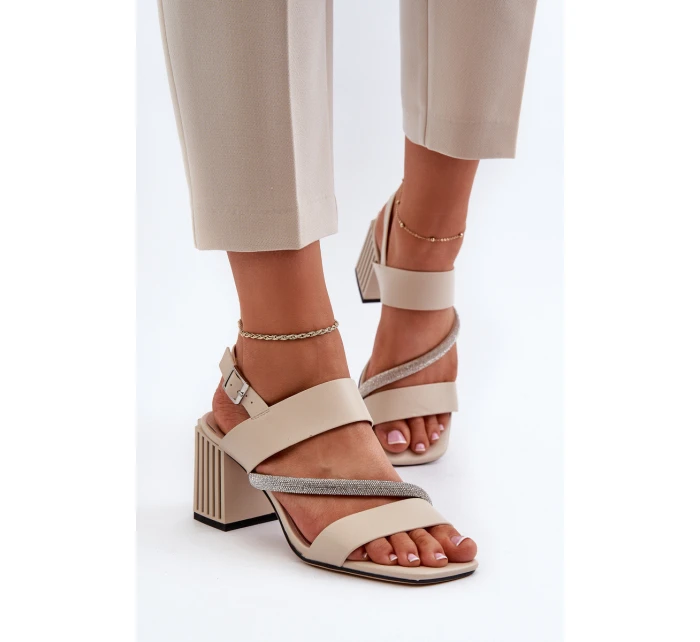 Dámské elegantní sandály na podpatku béžové D&A model 21656019 - S.Barski Dámské elegantní sandály na podpatku béžové D&A model 21656019 - S.Barski