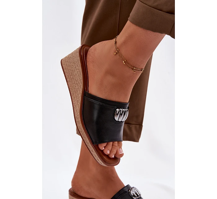 Dámské pantofle na platformě s   Černé model 22101421 - SERGIO LEONE